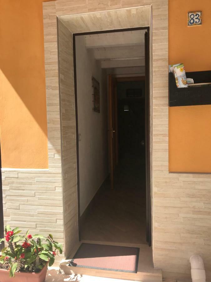 “Ad Un Passo Dal Mare” Apartment เรอัลมอนเต ภายนอก รูปภาพ