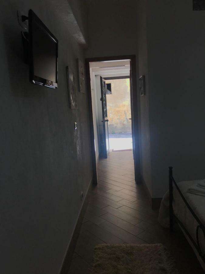“Ad Un Passo Dal Mare” Apartment เรอัลมอนเต ภายนอก รูปภาพ